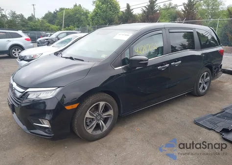 2020 Honda Odyssey Touring z USA, uszkodzony, nr VIN 5FNRL6H84LB037439